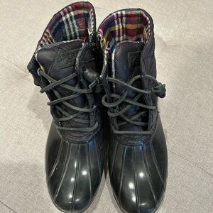 Black Sperry boots